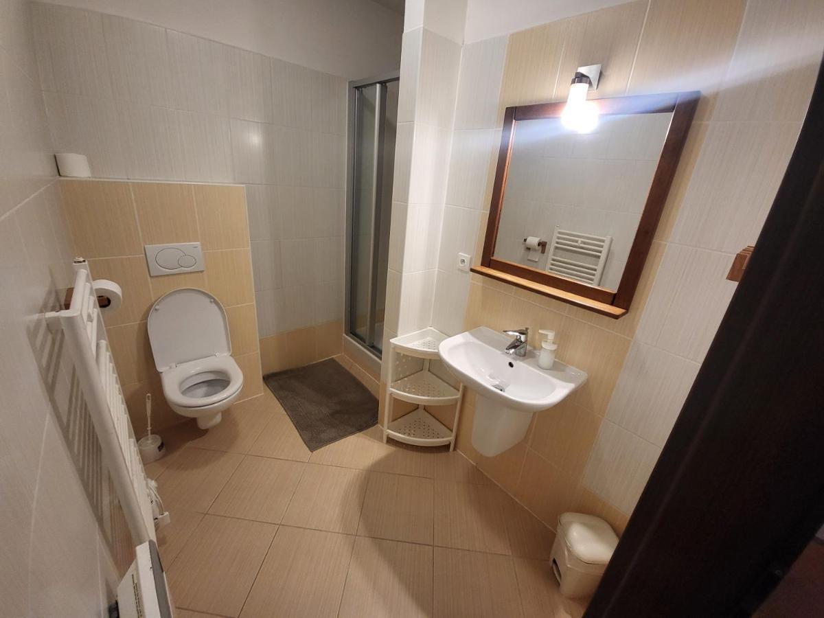 Apartmany Olivia A Olympia Liptov 鲁容贝罗克 外观 照片