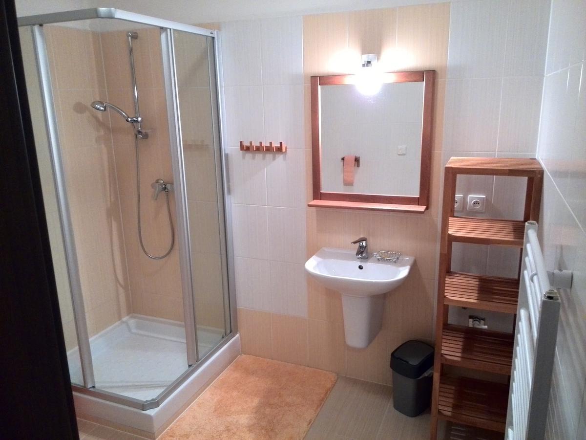Apartmany Olivia A Olympia Liptov 鲁容贝罗克 外观 照片