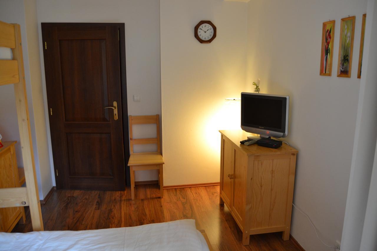 Apartmany Olivia A Olympia Liptov 鲁容贝罗克 外观 照片